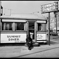 05_summitdiner_f11y